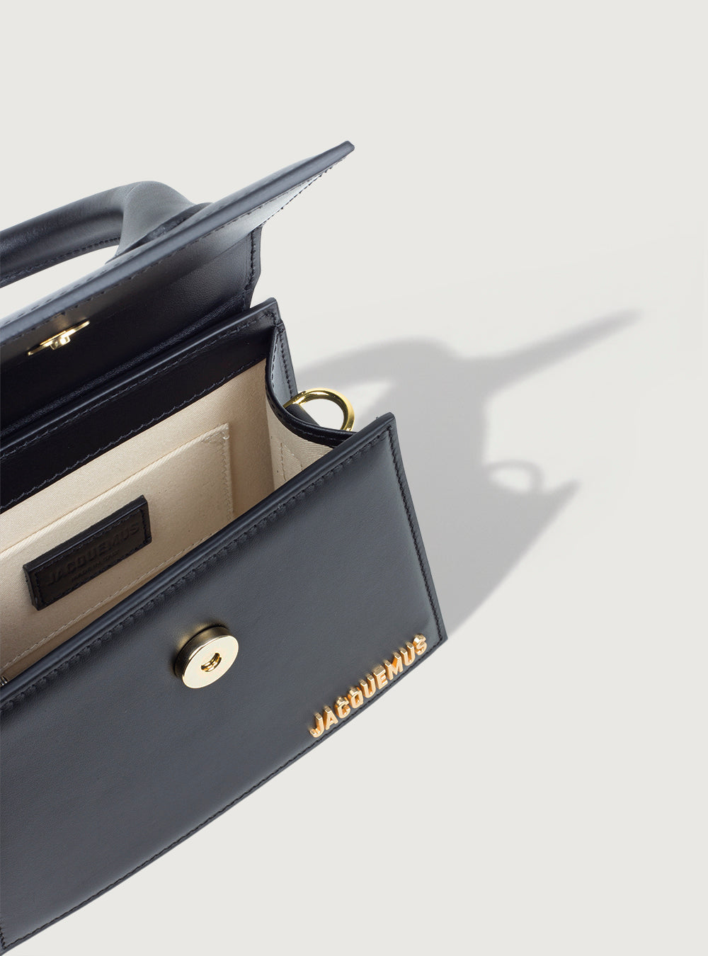 Jacquemus Le Chiquito moyen