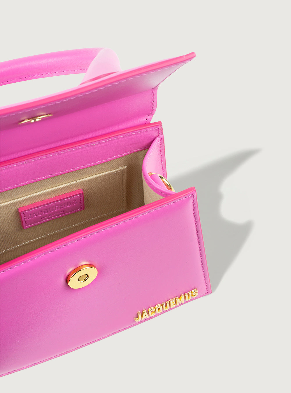 Jacquemus Le Chiquito moyen