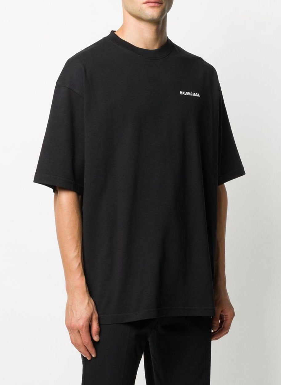 MEN'S MEDIUM FIT LOGO T-SHIRT IN BLACK