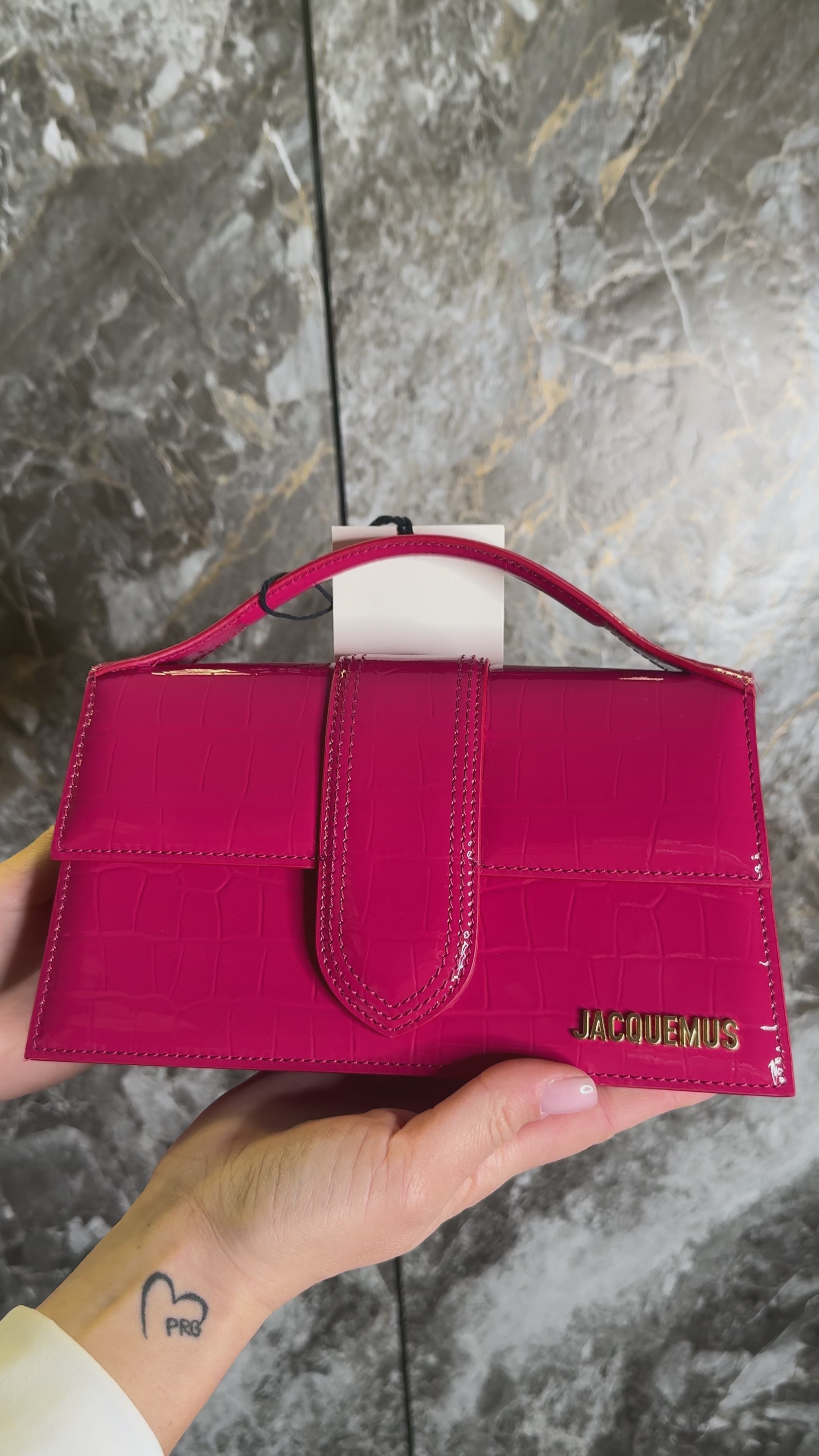 Jacquemus Grand Bambino Coccodrillo Fucsia